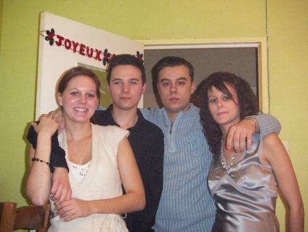 LES 4 GRANDS